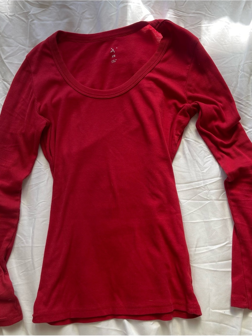 Women’s Scoop Neck Long Sleeve Top - Red